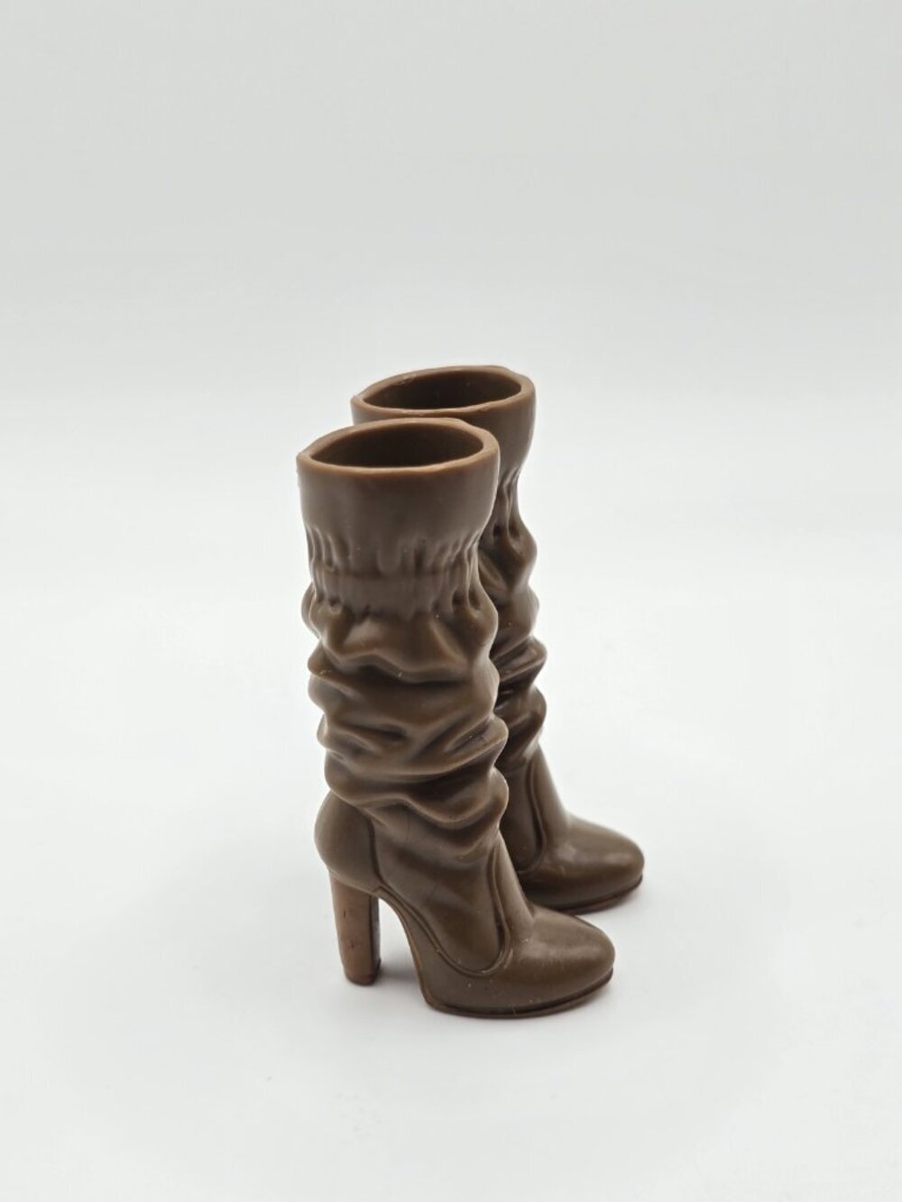 Bratz 10th Anniversary Party Yasmin Brown Slouchy Boots Replacement - Picture 6 of 6